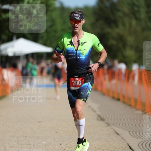 07.09.2025 - 19. Norderstedt Triathlon Michael Strokosch http://msf.ph/oto/8765224 07.09.2025 11:31:45 Laufen 200, 1390 meine-sportfotos.de