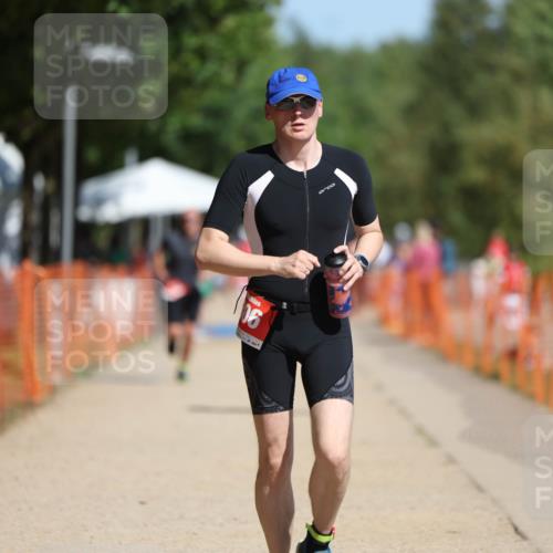 07.09.2025 - 19. Norderstedt Triathlon Michael Strokosch http://msf.ph/oto/8765226 07.09.2025 12:13:43 Laufen 287, 306 meine-sportfotos.de