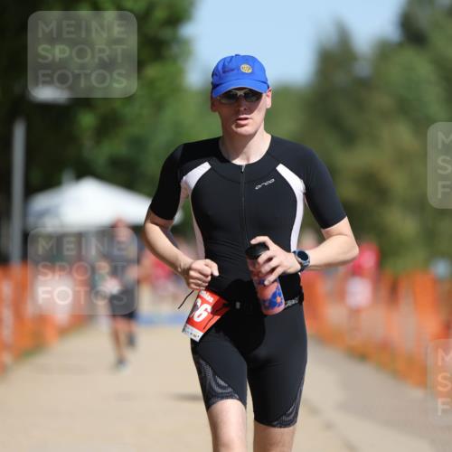 07.09.2025 - 19. Norderstedt Triathlon Michael Strokosch http://msf.ph/oto/8765242 07.09.2025 12:13:44 Laufen 287, 306 meine-sportfotos.de