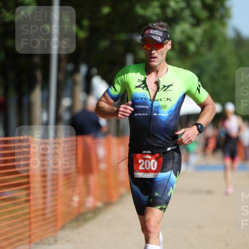 07.09.2025 - 19. Norderstedt Triathlon Michael Strokosch http://msf.ph/oto/8765251 07.09.2025 11:31:45 Laufen 200, 1390 meine-sportfotos.de