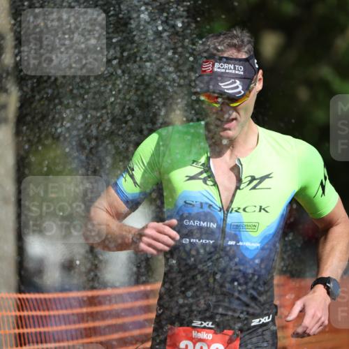 07.09.2025 - 19. Norderstedt Triathlon Michael Strokosch http://msf.ph/oto/8765288 07.09.2025 11:31:47 Laufen 200, 1176, 1390 meine-sportfotos.de