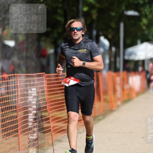 07.09.2025 - 19. Norderstedt Triathlon Michael Strokosch http://msf.ph/oto/8765315 07.09.2025 12:13:51 Laufen 287, 748 meine-sportfotos.de
