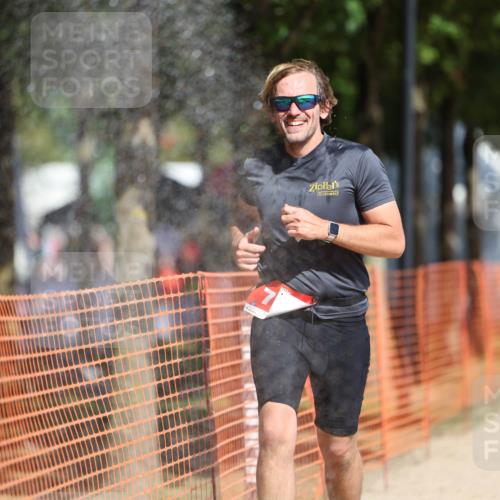 07.09.2025 - 19. Norderstedt Triathlon Michael Strokosch http://msf.ph/oto/8765327 07.09.2025 12:13:52 Laufen 287, 748 meine-sportfotos.de