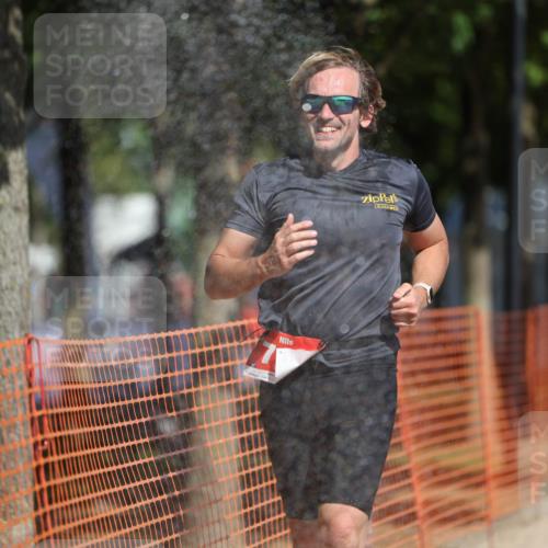 07.09.2025 - 19. Norderstedt Triathlon Michael Strokosch http://msf.ph/oto/8765334 07.09.2025 12:13:52 Laufen 287, 748 meine-sportfotos.de