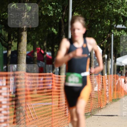 07.09.2025 - 19. Norderstedt Triathlon Michael Strokosch http://msf.ph/oto/8765335 07.09.2025 10:48:59 Laufen 113, 645, 665, 675 meine-sportfotos.de