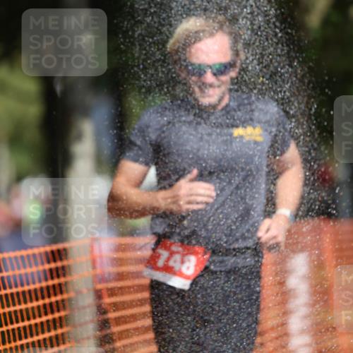07.09.2025 - 19. Norderstedt Triathlon Michael Strokosch http://msf.ph/oto/8765355 07.09.2025 12:13:53 Laufen 287, 748 meine-sportfotos.de