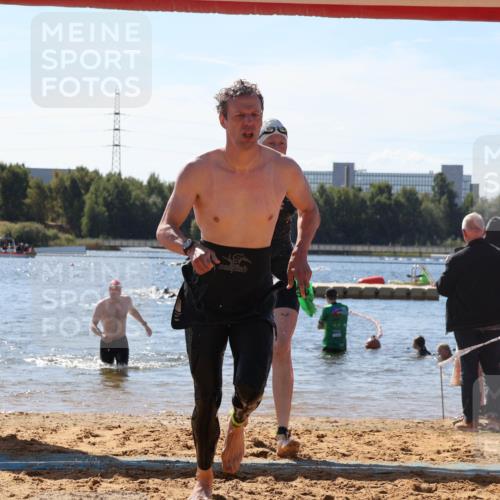 07.09.2025 - 19. Norderstedt Triathlon Luisa Fischer http://msf.ph/oto/8765377 07.09.2025 12:35:37 Schwimmen 317, 345, 747 meine-sportfotos.de