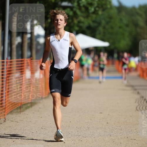07.09.2025 - 19. Norderstedt Triathlon Michael Strokosch http://msf.ph/oto/8765390 07.09.2025 10:49:02 Laufen 113, 645, 665, 675 meine-sportfotos.de