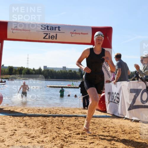 07.09.2025 - 19. Norderstedt Triathlon Luisa Fischer http://msf.ph/oto/8765403 07.09.2025 12:35:39 Schwimmen 317, 345, 348, 747 meine-sportfotos.de