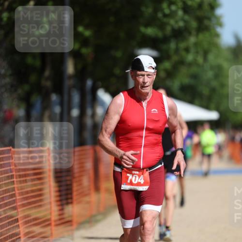 07.09.2025 - 19. Norderstedt Triathlon Michael Strokosch http://msf.ph/oto/8765426 07.09.2025 12:14:04 Laufen 704, 1334 meine-sportfotos.de