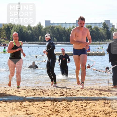 07.09.2025 - 19. Norderstedt Triathlon Luisa Fischer http://msf.ph/oto/8765518 07.09.2025 12:36:22 Schwimmen 264, 324, 1353 meine-sportfotos.de