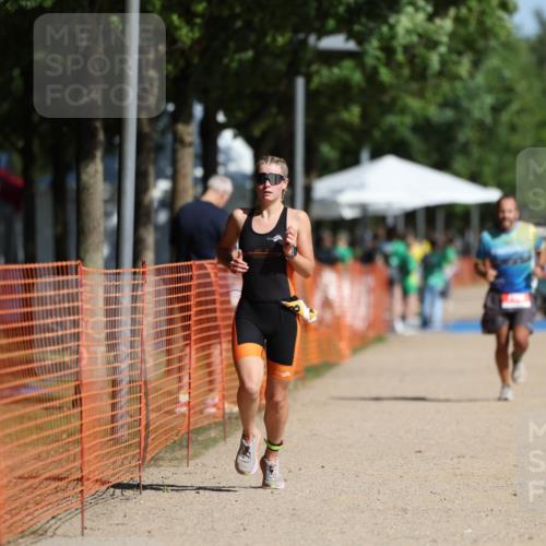 07.09.2025 - 19. Norderstedt Triathlon Michael Strokosch http://msf.ph/oto/8765559 07.09.2025 11:32:01 Laufen 1168 meine-sportfotos.de