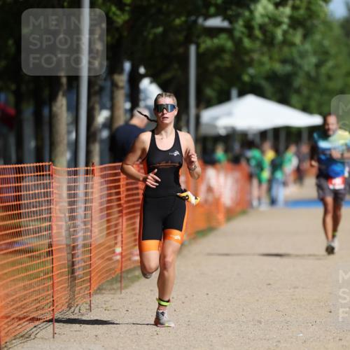 07.09.2025 - 19. Norderstedt Triathlon Michael Strokosch http://msf.ph/oto/8765578 07.09.2025 11:32:02 Laufen 760, 1168 meine-sportfotos.de