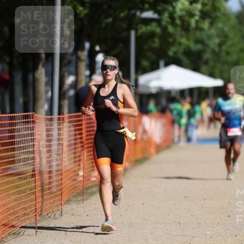 07.09.2025 - 19. Norderstedt Triathlon Michael Strokosch http://msf.ph/oto/8765588 07.09.2025 11:32:02 Laufen 760, 1168 meine-sportfotos.de