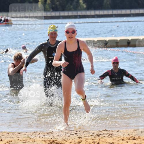 07.09.2025 - 19. Norderstedt Triathlon Luisa Fischer http://msf.ph/oto/8765818 07.09.2025 12:36:58 Schwimmen 270, 313, 321, 323, 329, 330, 333 meine-sportfotos.de