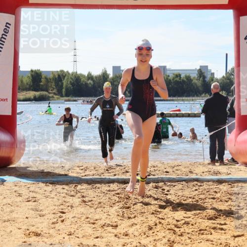 07.09.2025 - 19. Norderstedt Triathlon Luisa Fischer http://msf.ph/oto/8765865 07.09.2025 12:37:02 Schwimmen 313, 321, 329, 330, 333, 343, 804 meine-sportfotos.de
