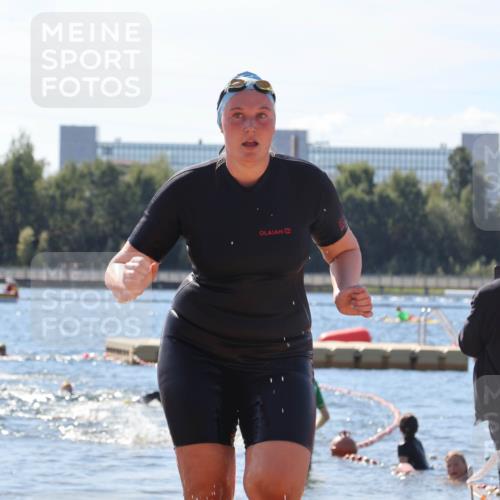 07.09.2025 - 19. Norderstedt Triathlon Luisa Fischer http://msf.ph/oto/8765940 07.09.2025 12:37:14 Schwimmen 313, 319, 333, 343, 804 meine-sportfotos.de