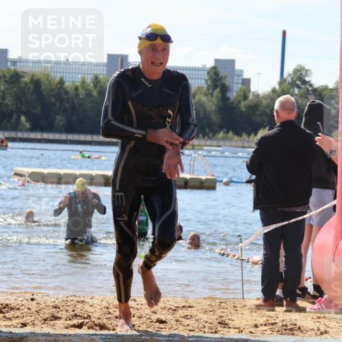 07.09.2025 - 19. Norderstedt Triathlon Luisa Fischer http://msf.ph/oto/8765992 07.09.2025 12:37:29 Schwimmen 338 meine-sportfotos.de