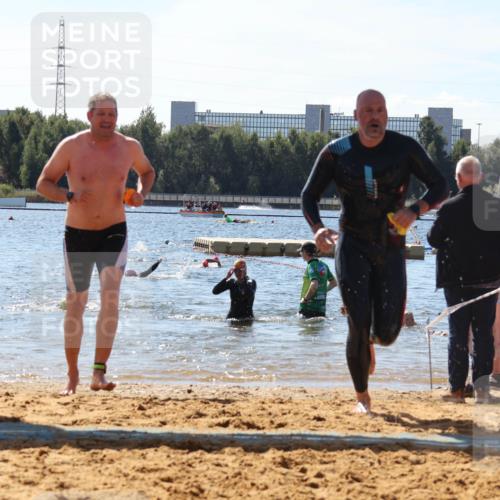 07.09.2025 - 19. Norderstedt Triathlon Luisa Fischer http://msf.ph/oto/8766026 07.09.2025 12:37:35 Schwimmen 338, 347, 360 meine-sportfotos.de