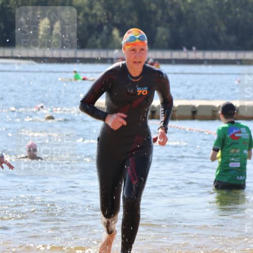 07.09.2025 - 19. Norderstedt Triathlon Luisa Fischer http://msf.ph/oto/8766067 07.09.2025 12:37:43 Schwimmen 341, 347, 358, 360 meine-sportfotos.de