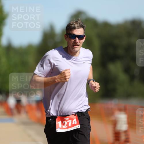 07.09.2025 - 19. Norderstedt Triathlon Michael Strokosch http://msf.ph/oto/8766113 07.09.2025 11:33:33 Laufen 1274 meine-sportfotos.de