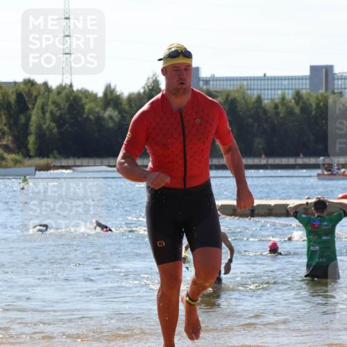 07.09.2025 - 19. Norderstedt Triathlon Luisa Fischer http://msf.ph/oto/8766191 07.09.2025 12:38:11 Schwimmen 298, 316 meine-sportfotos.de