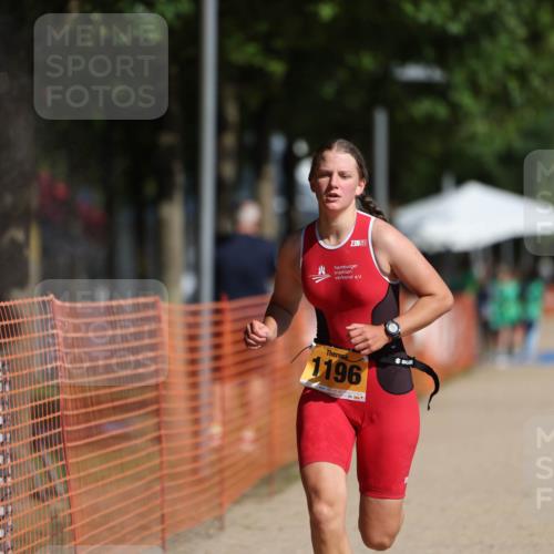 07.09.2025 - 19. Norderstedt Triathlon Michael Strokosch http://msf.ph/oto/8766215 07.09.2025 11:33:41 Laufen 1196 meine-sportfotos.de
