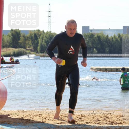 07.09.2025 - 19. Norderstedt Triathlon Luisa Fischer http://msf.ph/oto/8766401 07.09.2025 12:39:31 Schwimmen 322 meine-sportfotos.de