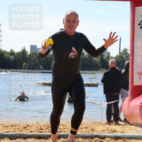 07.09.2025 - 19. Norderstedt Triathlon Luisa Fischer http://msf.ph/oto/8766417 07.09.2025 12:39:32 Schwimmen 322 meine-sportfotos.de