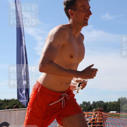 07.09.2025 - 19. Norderstedt Triathlon Luisa Fischer http://msf.ph/oto/8766626 07.09.2025 12:40:47 Schwimmen 790 meine-sportfotos.de