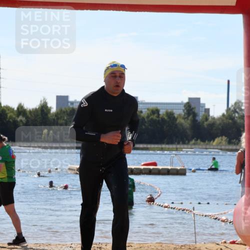 07.09.2025 - 19. Norderstedt Triathlon Luisa Fischer http://msf.ph/oto/8766649 07.09.2025 12:40:58 Schwimmen 312 meine-sportfotos.de