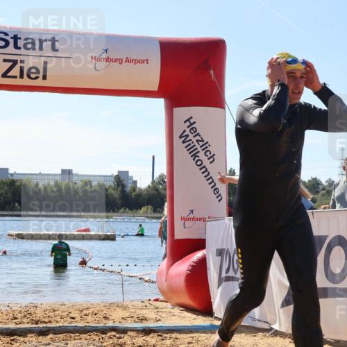 07.09.2025 - 19. Norderstedt Triathlon Luisa Fischer http://msf.ph/oto/8766662 07.09.2025 12:40:59 Schwimmen 312 meine-sportfotos.de