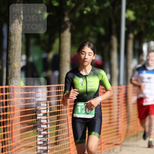 07.09.2025 - 19. Norderstedt Triathlon Michael Strokosch http://msf.ph/oto/8766663 07.09.2025 10:50:28 Laufen 67, 110, 1126 meine-sportfotos.de