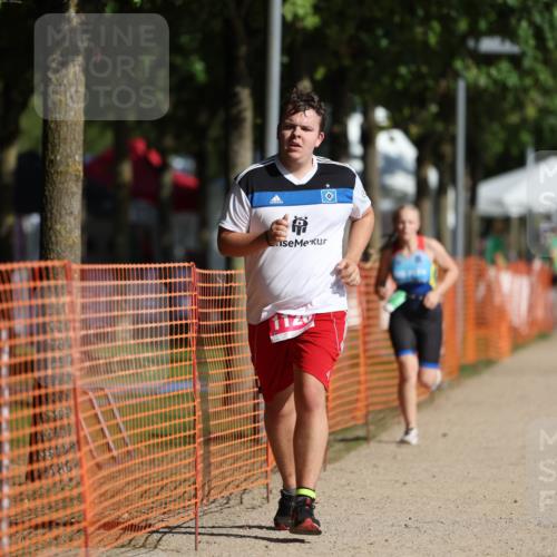 07.09.2025 - 19. Norderstedt Triathlon Michael Strokosch http://msf.ph/oto/8766675 07.09.2025 10:50:30 Laufen 67, 110, 1126 meine-sportfotos.de
