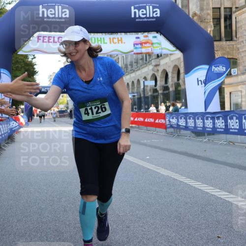 07.09.2025 - BARMER Alsterlauf Strokosch-Dieckow http://msf.ph/oto/8766776 07.09.2025 10:30:32 Ziel 3324, 3451, 6239, 6240 meine-sportfotos.de