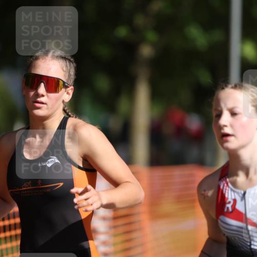 07.09.2025 - 19. Norderstedt Triathlon Michael Strokosch http://msf.ph/oto/8766803 07.09.2025 10:50:59 Laufen 75, 687 meine-sportfotos.de