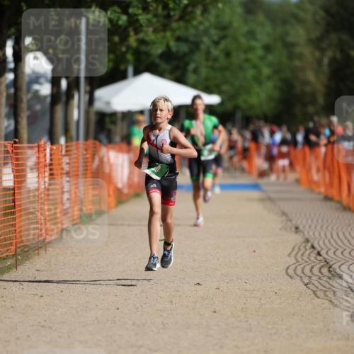 07.09.2025 - 19. Norderstedt Triathlon Michael Strokosch http://msf.ph/oto/8766816 07.09.2025 10:51:04 Laufen 80, 663, 687 meine-sportfotos.de