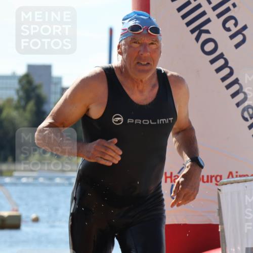 07.09.2025 - 19. Norderstedt Triathlon Luisa Fischer http://msf.ph/oto/8766843 07.09.2025 12:43:48 Schwimmen 325 meine-sportfotos.de