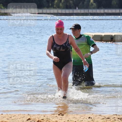 07.09.2025 - 19. Norderstedt Triathlon Luisa Fischer http://msf.ph/oto/8766859 07.09.2025 12:45:16 Schwimmen 354 meine-sportfotos.de