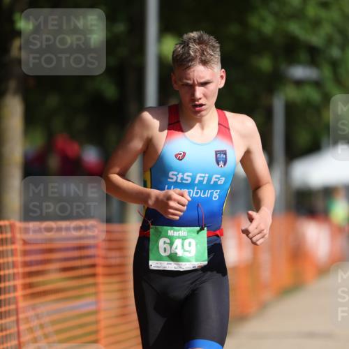 07.09.2025 - 19. Norderstedt Triathlon Michael Strokosch http://msf.ph/oto/8766920 07.09.2025 10:51:17 Laufen 68, 649 meine-sportfotos.de