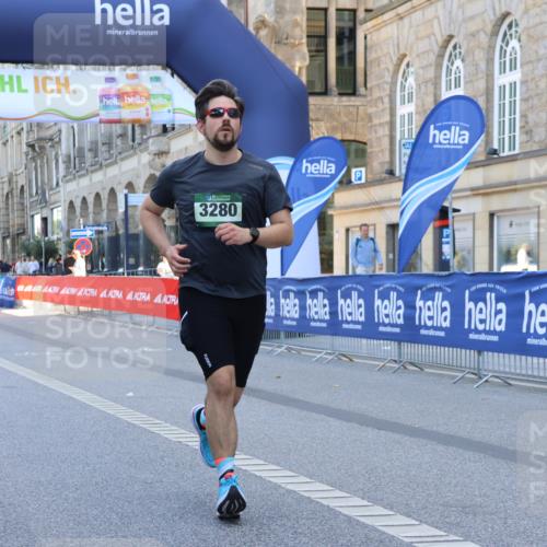 07.09.2025 - BARMER Alsterlauf Strokosch-Dieckow http://msf.ph/oto/8766926 07.09.2025 10:30:35 Ziel 3324, 3451, 6239 meine-sportfotos.de