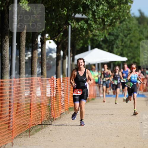 07.09.2025 - 19. Norderstedt Triathlon Michael Strokosch http://msf.ph/oto/8766950 07.09.2025 10:51:27 Laufen 56, 1146 meine-sportfotos.de