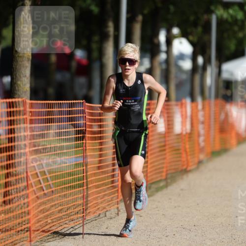 07.09.2025 - 19. Norderstedt Triathlon Michael Strokosch http://msf.ph/oto/8767134 07.09.2025 10:52:00 Laufen 112, 667 meine-sportfotos.de