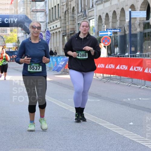 07.09.2025 - BARMER Alsterlauf Strokosch-Dieckow http://msf.ph/oto/8767887 07.09.2025 10:31:36 Ziel 1145, 2420, 2427, 2635, 2807, 3686 meine-sportfotos.de