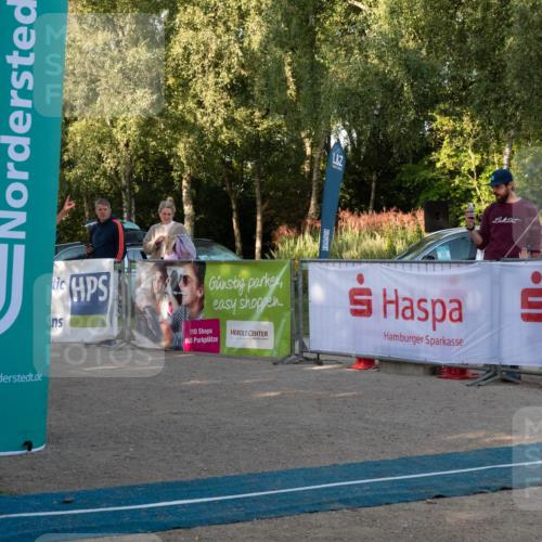 07.09.2025 - 19. Norderstedt Triathlon Zöllner http://msf.ph/oto/8767922 07.09.2025 09:12:25 Ziel 1, 53 meine-sportfotos.de