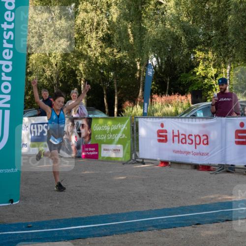 07.09.2025 - 19. Norderstedt Triathlon Zöllner http://msf.ph/oto/8767926 07.09.2025 09:12:25 Ziel 1, 53 meine-sportfotos.de