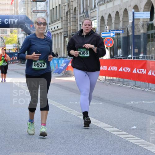 07.09.2025 - BARMER Alsterlauf Strokosch-Dieckow http://msf.ph/oto/8767932 07.09.2025 10:31:36 Ziel 1145, 2420, 2427, 2635, 2807, 3686 meine-sportfotos.de