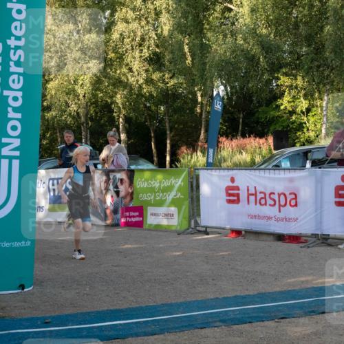 07.09.2025 - 19. Norderstedt Triathlon Zöllner http://msf.ph/oto/8767937 07.09.2025 09:12:32 Ziel 46, 50, 53 meine-sportfotos.de