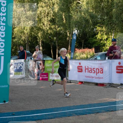 07.09.2025 - 19. Norderstedt Triathlon Zöllner http://msf.ph/oto/8767941 07.09.2025 09:12:33 Ziel 46, 50, 53 meine-sportfotos.de