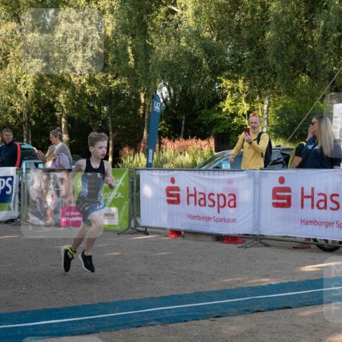07.09.2025 - 19. Norderstedt Triathlon Zöllner http://msf.ph/oto/8767986 07.09.2025 09:12:59 Ziel 12 meine-sportfotos.de